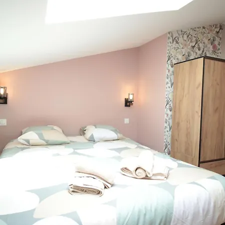 Centre - Full Climatisation - 3 - 7 Couchages - 10 Personnes - Parking Proche - Terrain 800m2 - Balneotherapie - Air De Jeux Exterieurs - Confort - Gere Par Prestazen'services アパート *