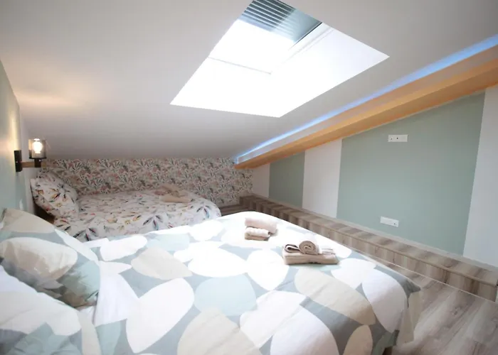 Centre - Full Climatisation - 3 - 7 Couchages - 10 Personnes - Parking Proche - Terrain 800m2 - Balneotherapie - Air De Jeux Exterieurs - Confort - Gere Par Prestazen'services *